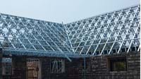 Cold formed steel roof construction